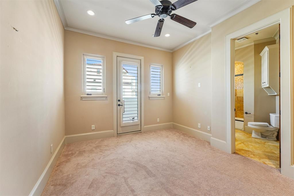 303 Calle Sevilla Place, Houston, Texas image 36