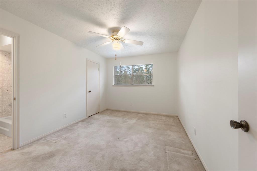 6131 Knollview Drive, Spring, Texas image 38