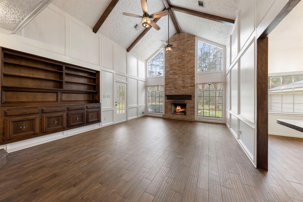 6131 Knollview Drive, Spring, Texas image 9