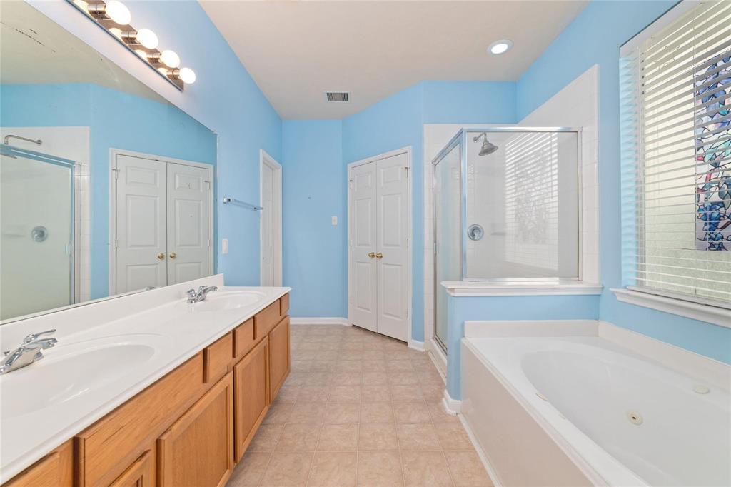 21514 Skyla Circle, Humble, Texas image 14