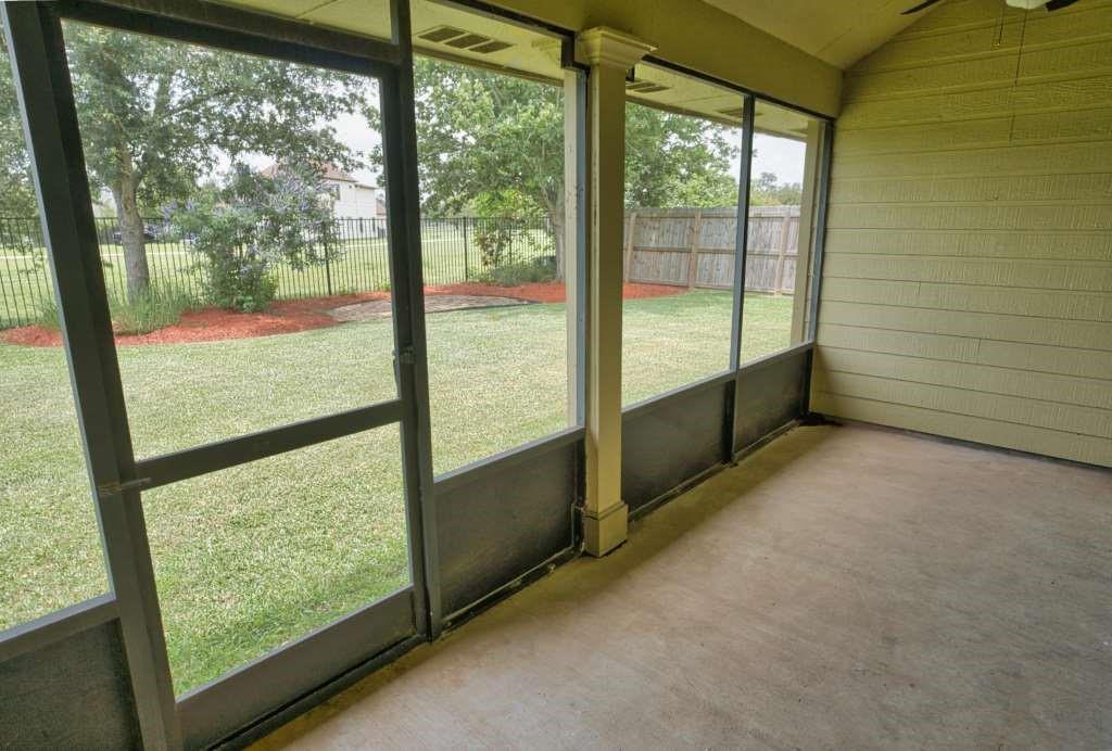 108 Madison Avenue, Clute, Texas image 33