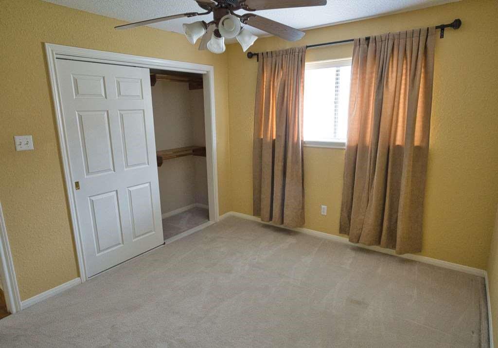 108 Madison Avenue, Clute, Texas image 27