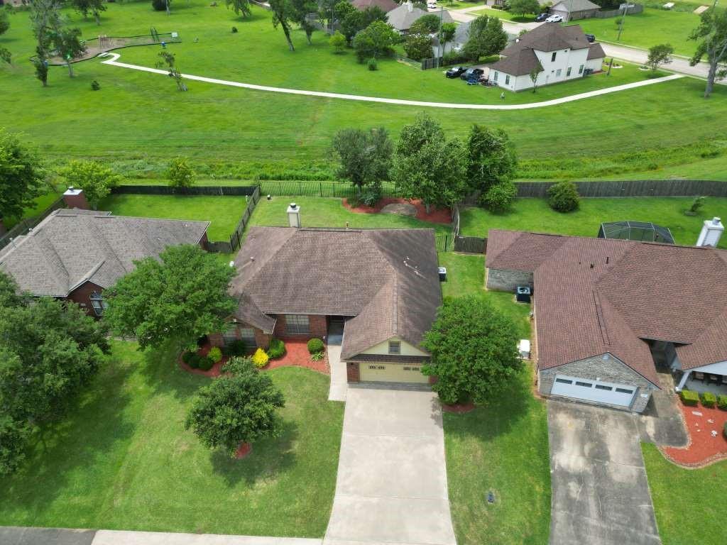 108 Madison Avenue, Clute, Texas image 41