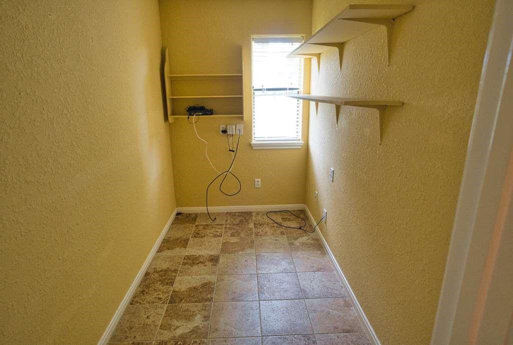 108 Madison Avenue, Clute, Texas image 23