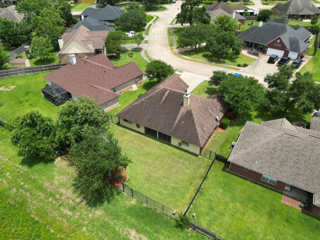 108 Madison Avenue, Clute, Texas image 44