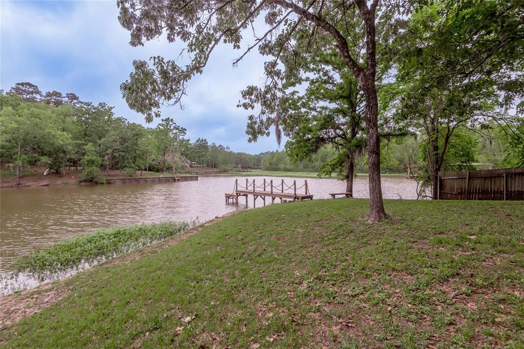 101 Tony Lane, Huntsville, Texas image 4