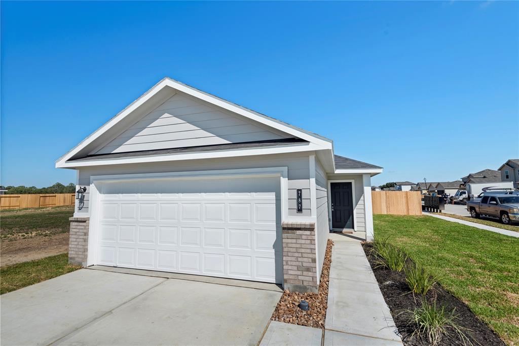 781 Westpointe Drive, Dayton, Texas image 1