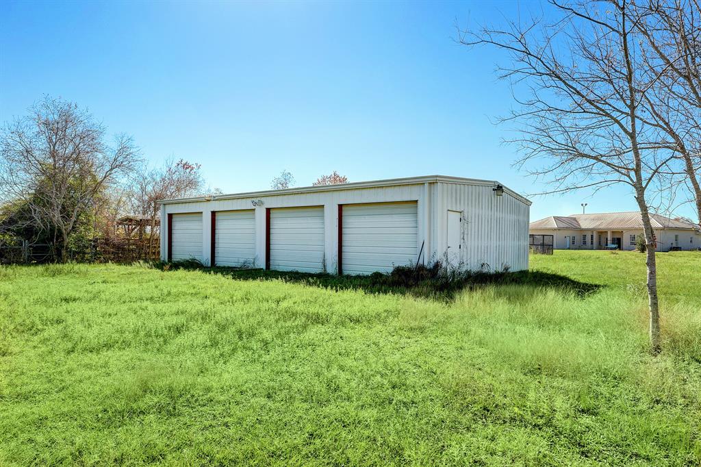 County Road 160 Land, Alvin, Texas image 1