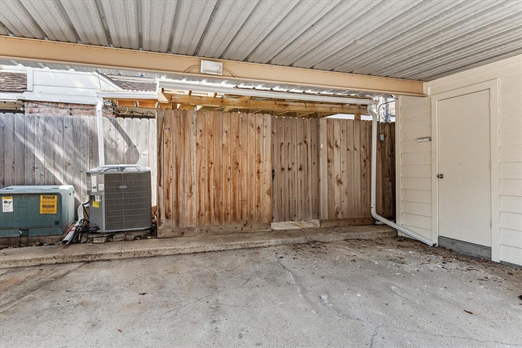 14135 Lost Meadow Lane, Houston, Texas image 29