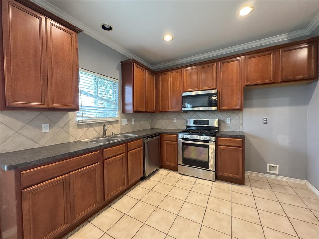 2522 Barton Springs Street, League City, Texas image 8