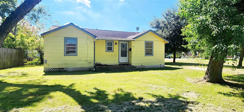 503 Mckee Street, Clute, Texas image 1