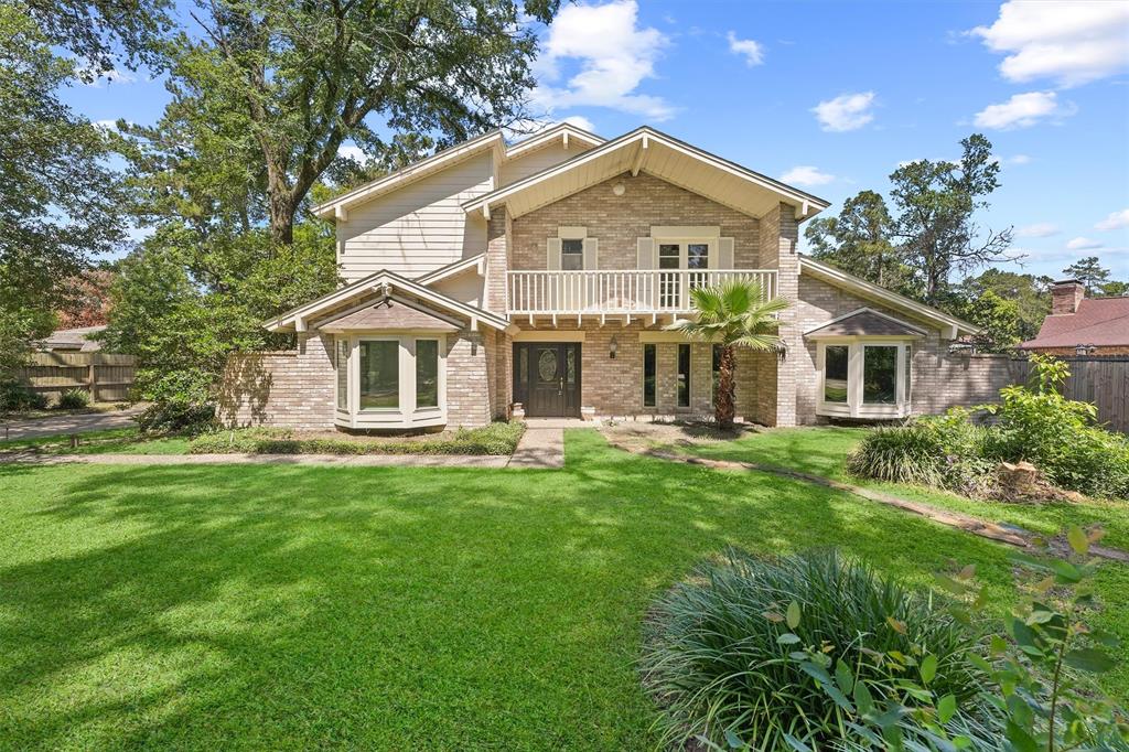 563 Roanoke Drive, Conroe, Texas image 1