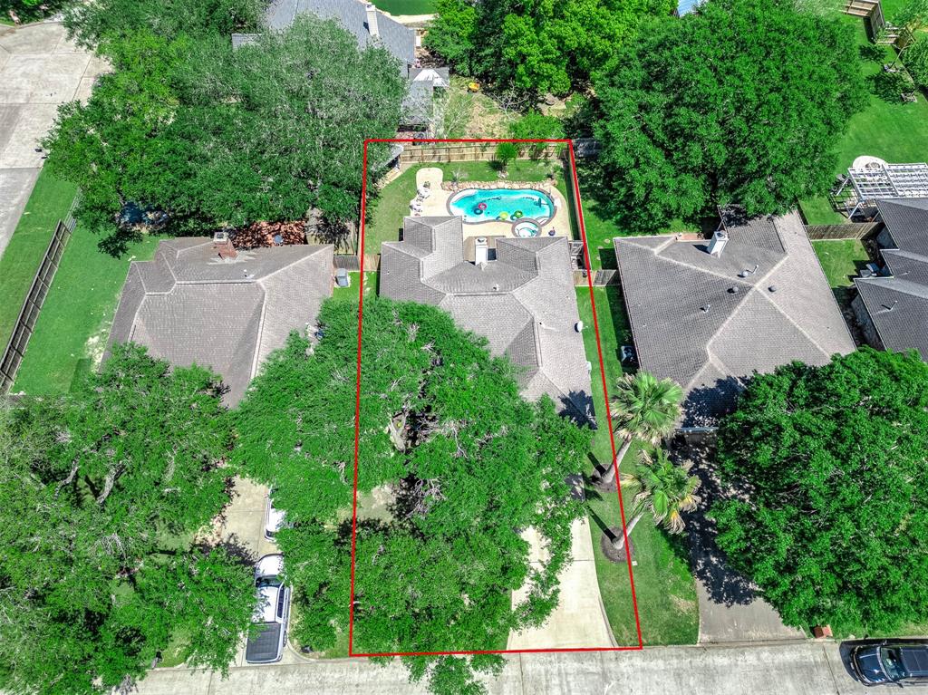 3825 Clover Drive, Alvin, Texas image 40