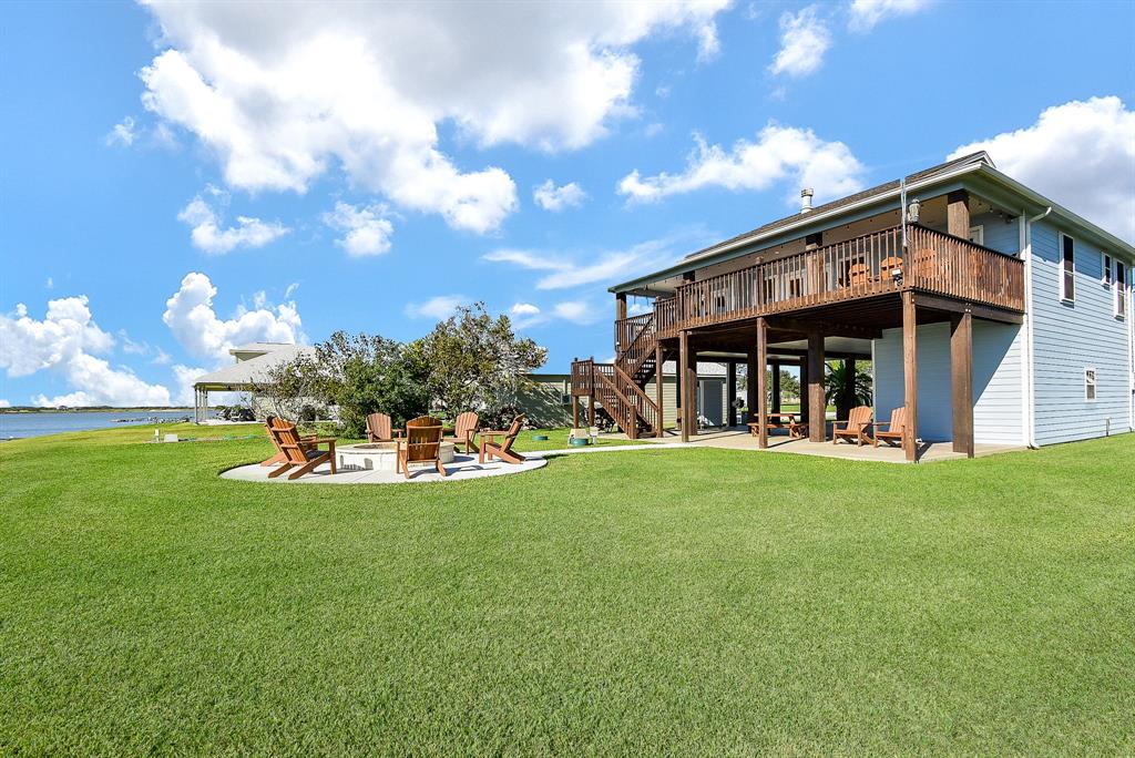 1554 W Bayshore Drive, Palacios, Texas image 3