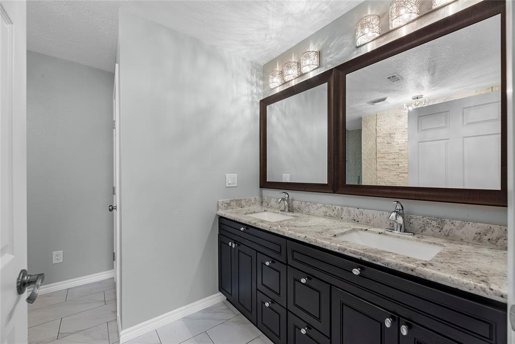 6200 Johnson Drive, Missouri City, Texas image 17