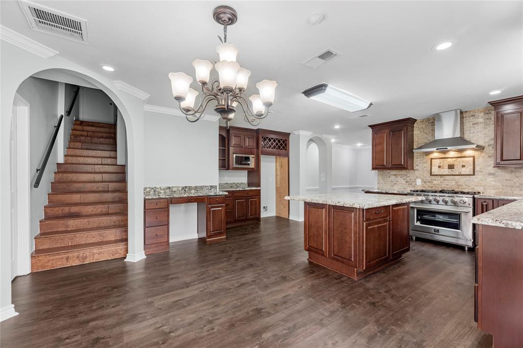 6200 Johnson Drive, Missouri City, Texas image 12