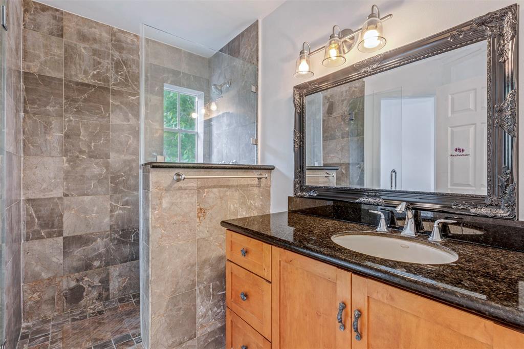 4903 Fern Street, Bellaire, Texas image 27