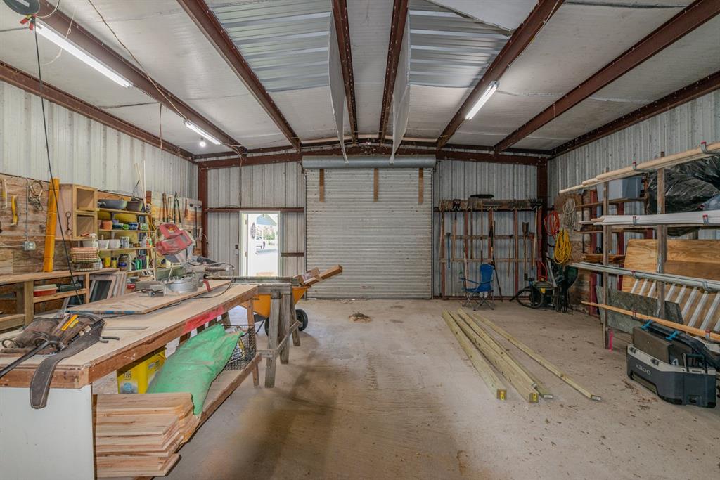 129 County Road 2063, Hull, Texas image 27