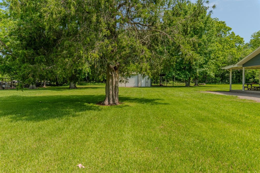 129 County Road 2063, Hull, Texas image 30