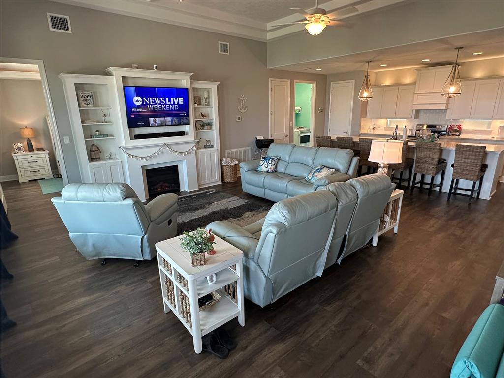 4412 Hatteras Drive, Port Bolivar, Texas image 6
