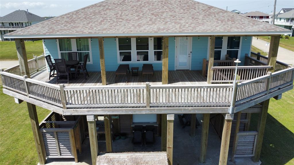 4412 Hatteras Drive, Port Bolivar, Texas image 1