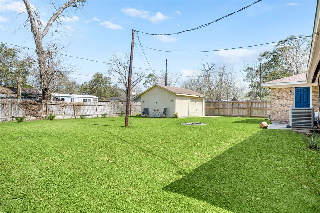 12222 23rd Street, Santa Fe, Texas image 2