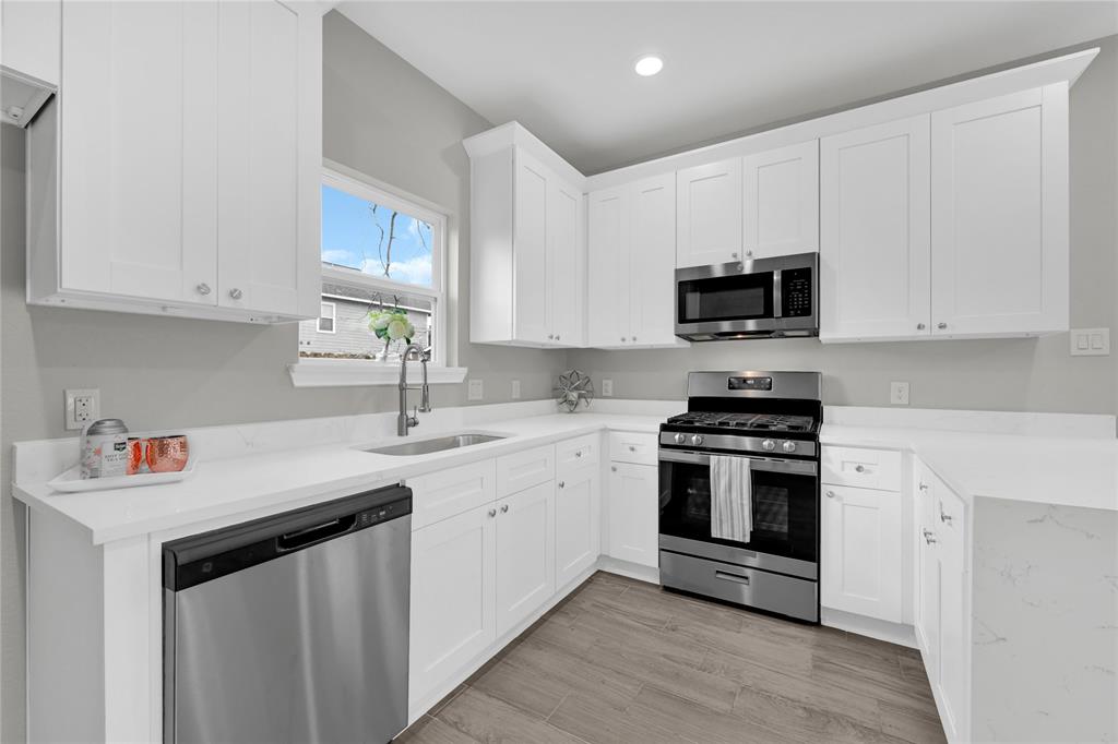 9711 Beckley Street, Houston, Texas image 16