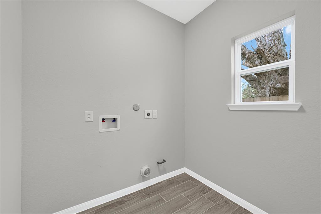 9711 Beckley Street, Houston, Texas image 18