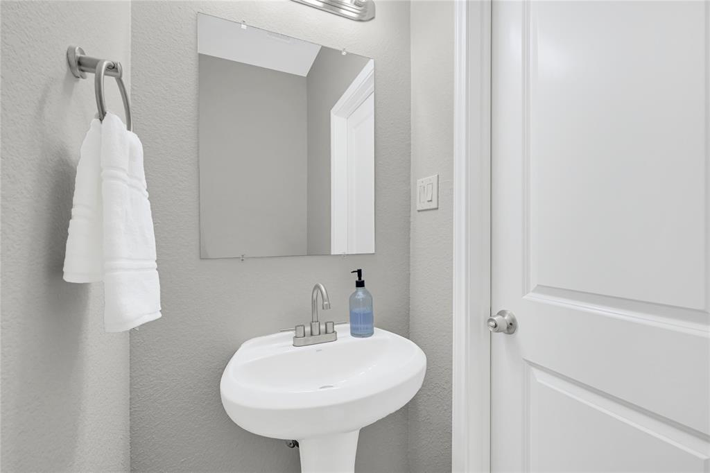 9711 Beckley Street, Houston, Texas image 19