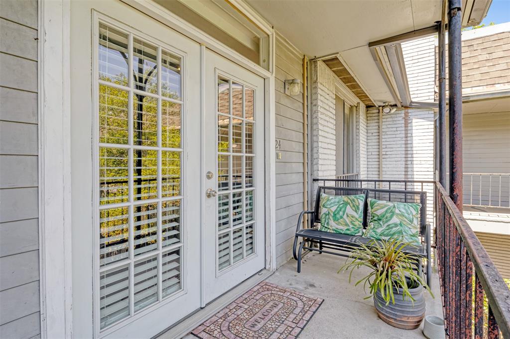 3300 Yorktown Street 24