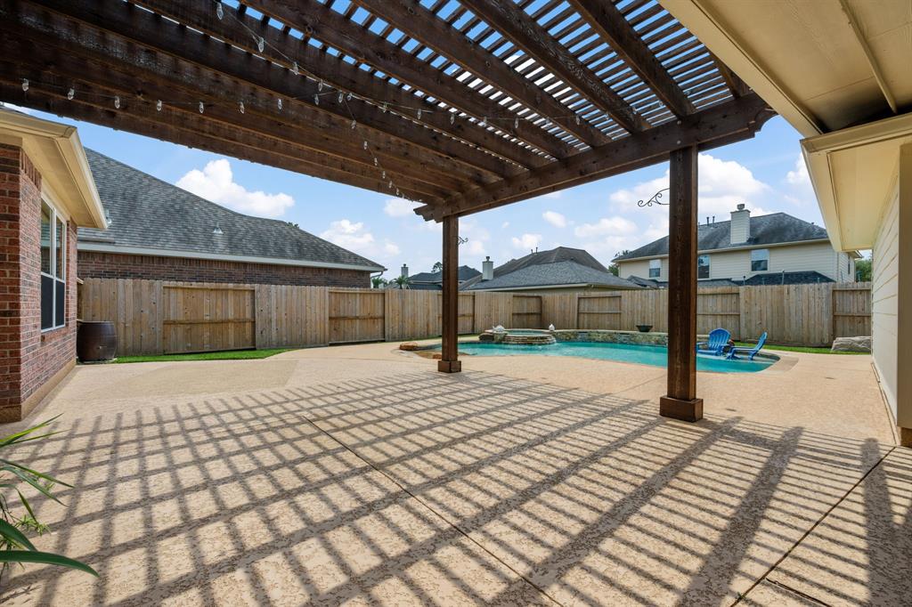 6727 Pinetop Glen Lane, Spring, Texas image 31