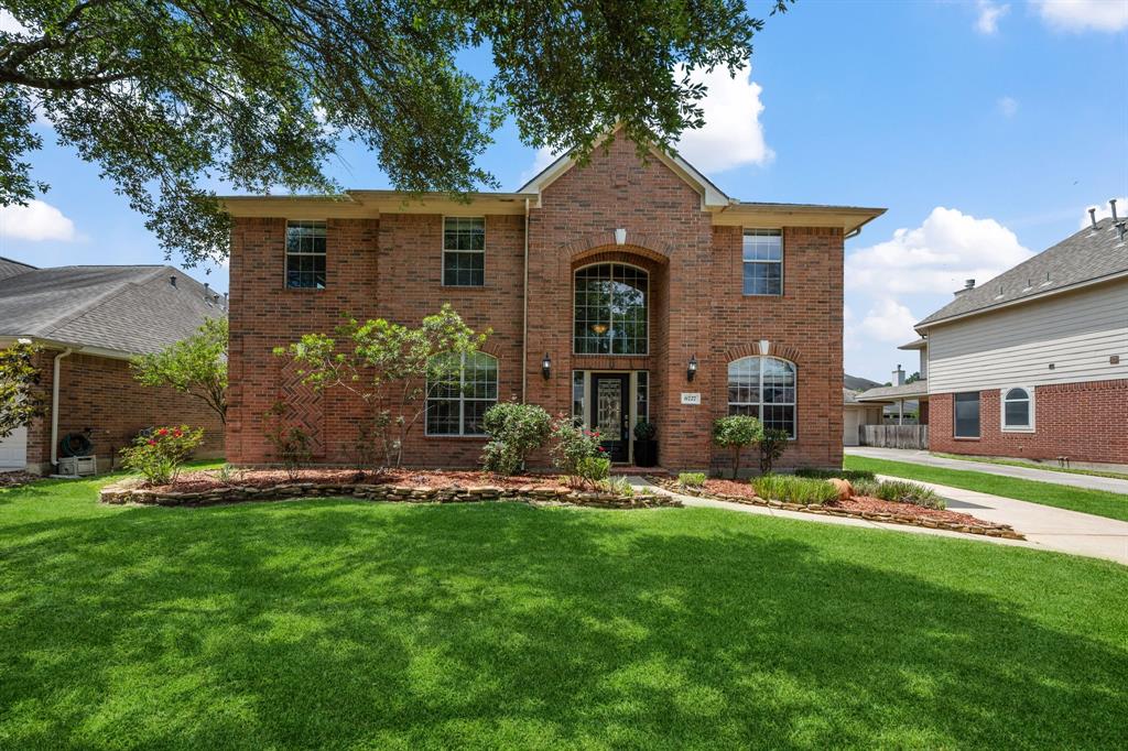 6727 Pinetop Glen Lane, Spring, Texas image 1