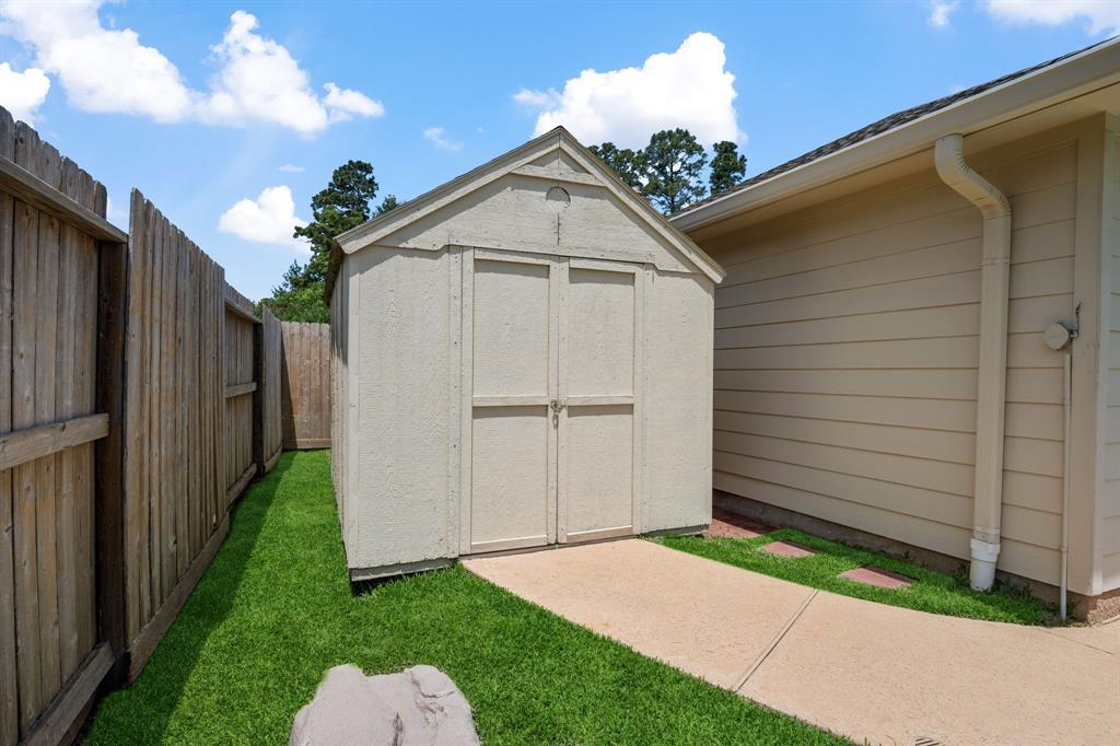 6727 Pinetop Glen Lane, Spring, Texas image 36