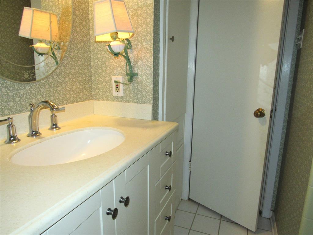 1801 Beazley St, Brenham, Texas image 24