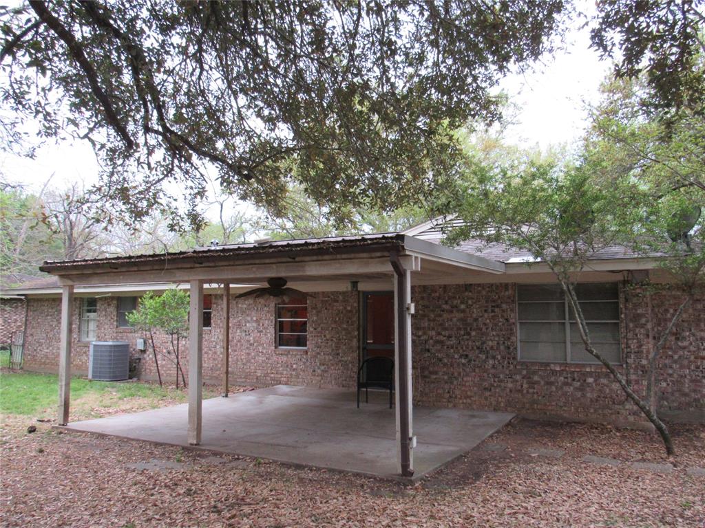 1801 Beazley St, Brenham, Texas image 32