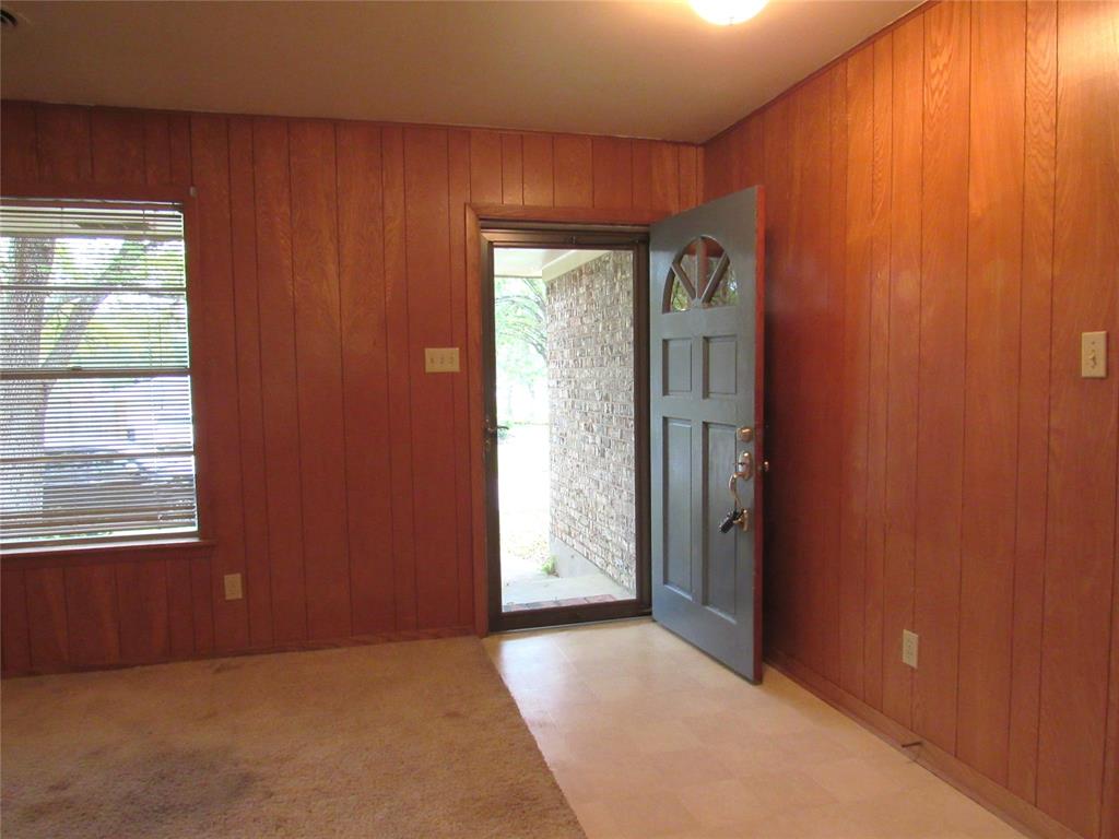 1801 Beazley St, Brenham, Texas image 9