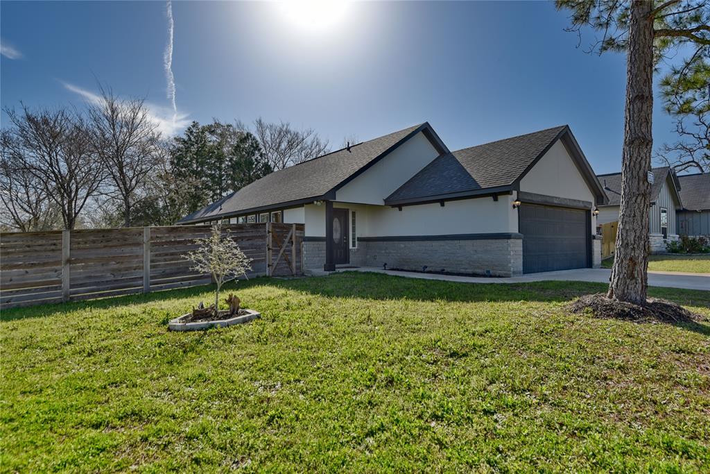 26776 Fawn Drive, Hempstead, Texas image 2