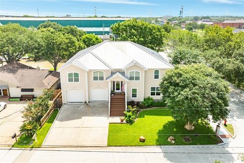 A home in Kemah