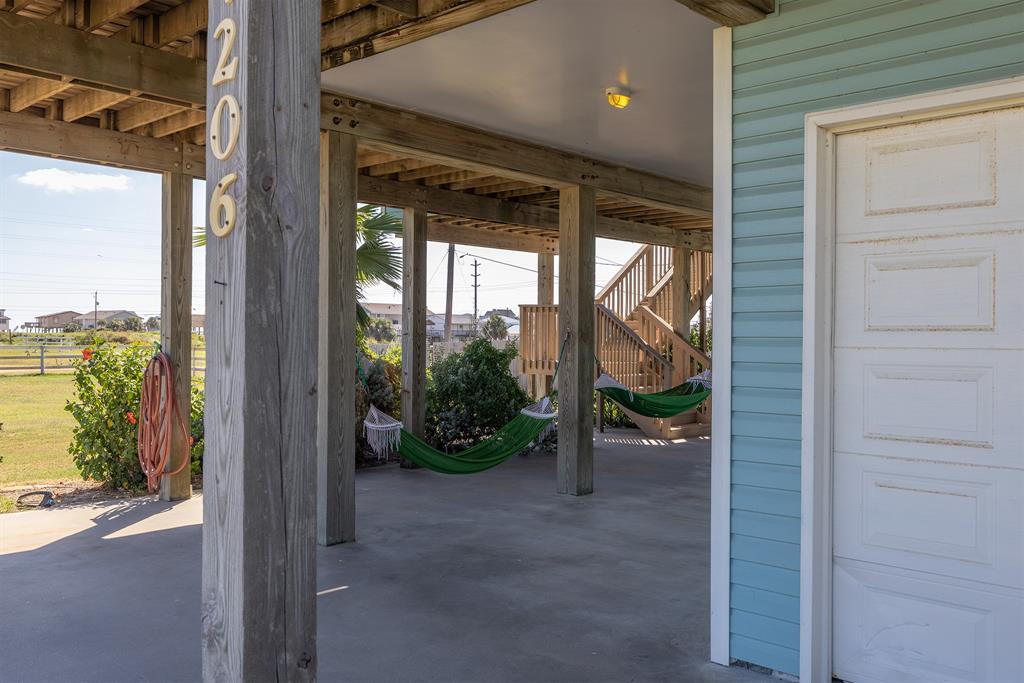 4206 Seabird Drive, Galveston, Texas image 33