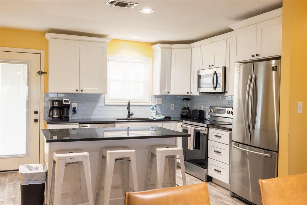 4206 Seabird Drive, Galveston, Texas image 12
