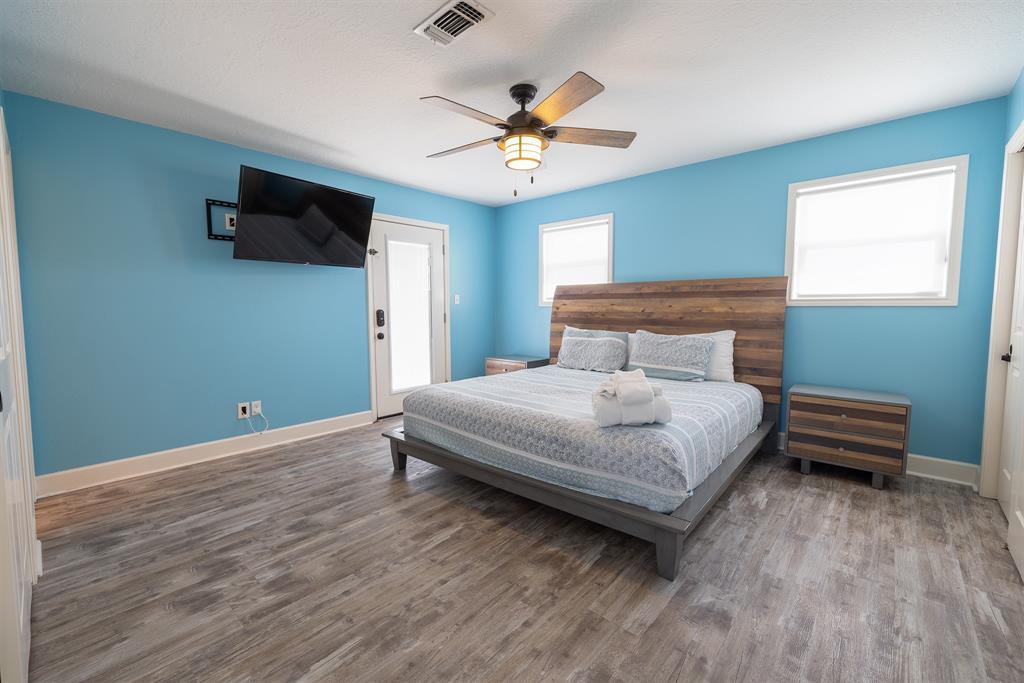 4206 Seabird Drive, Galveston, Texas image 13