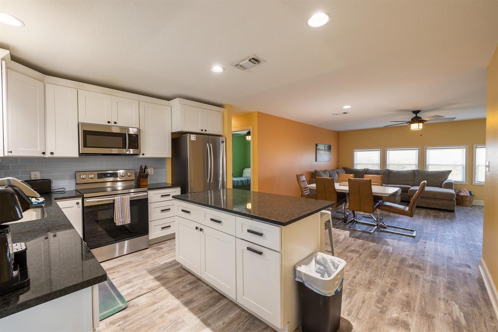 4206 Seabird Drive, Galveston, Texas image 6
