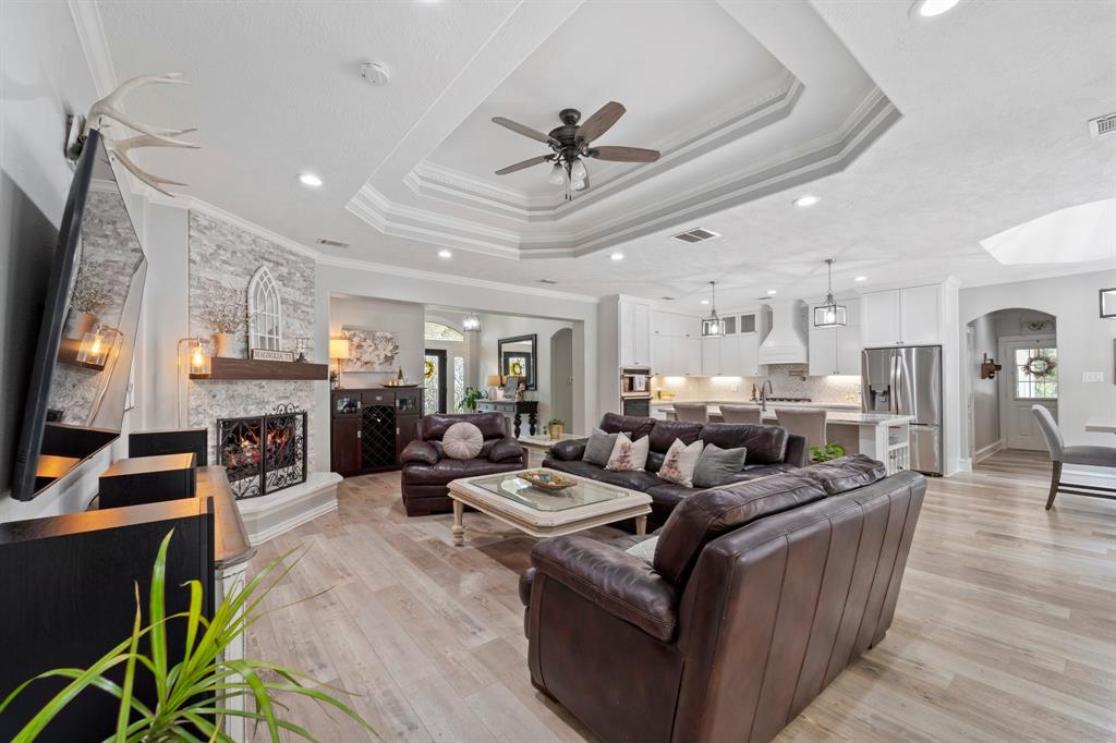 24702 Pipestem Drive, Magnolia, Texas image 4