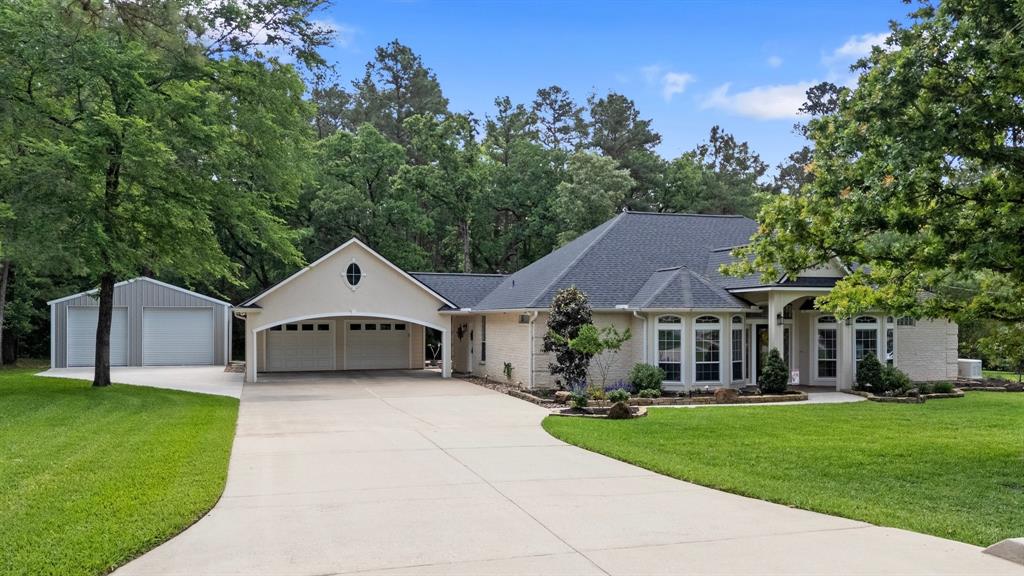 24702 Pipestem Drive, Magnolia, Texas image 3