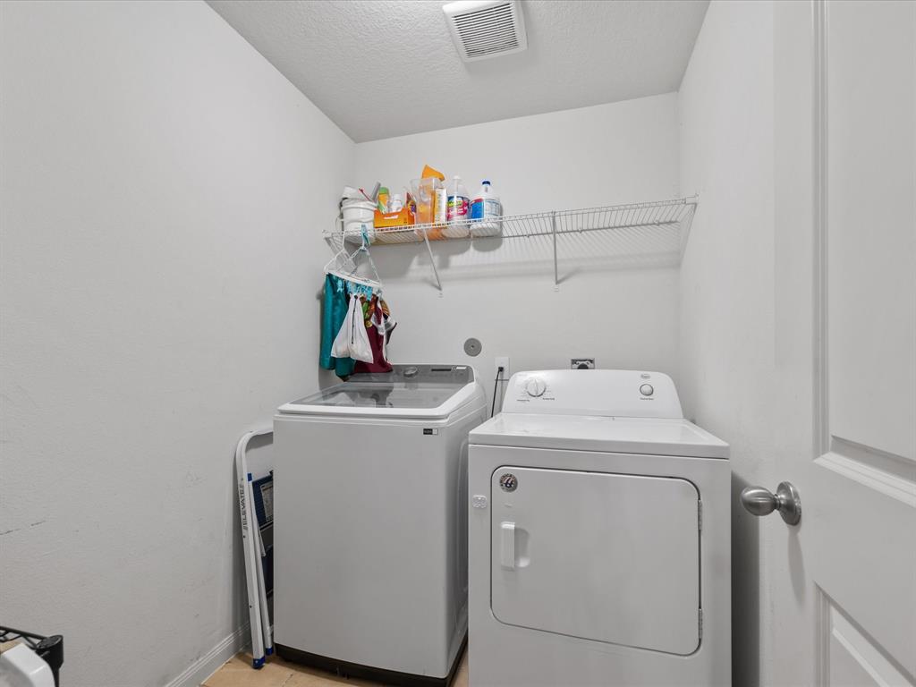 20819 Mount Bauer Drive, Hockley, Texas image 22