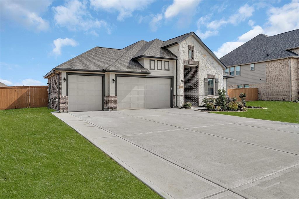 150 Valley Ranch Trail, Dayton, Texas image 2