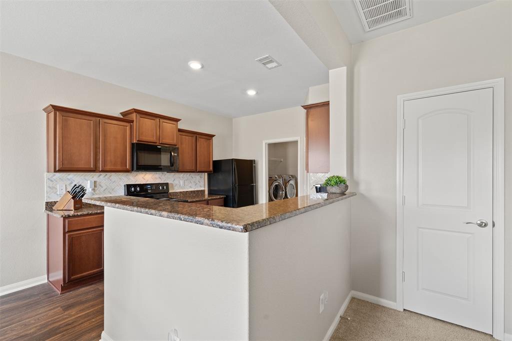 2306 Regatta Lane, Texas City, Texas image 7
