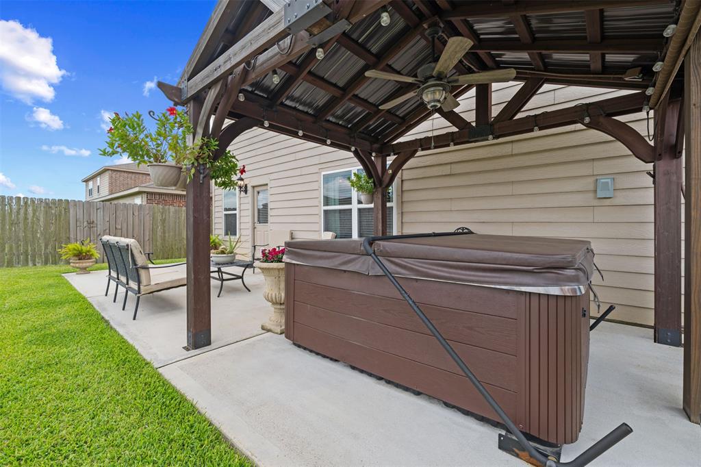 2306 Regatta Lane, Texas City, Texas image 34