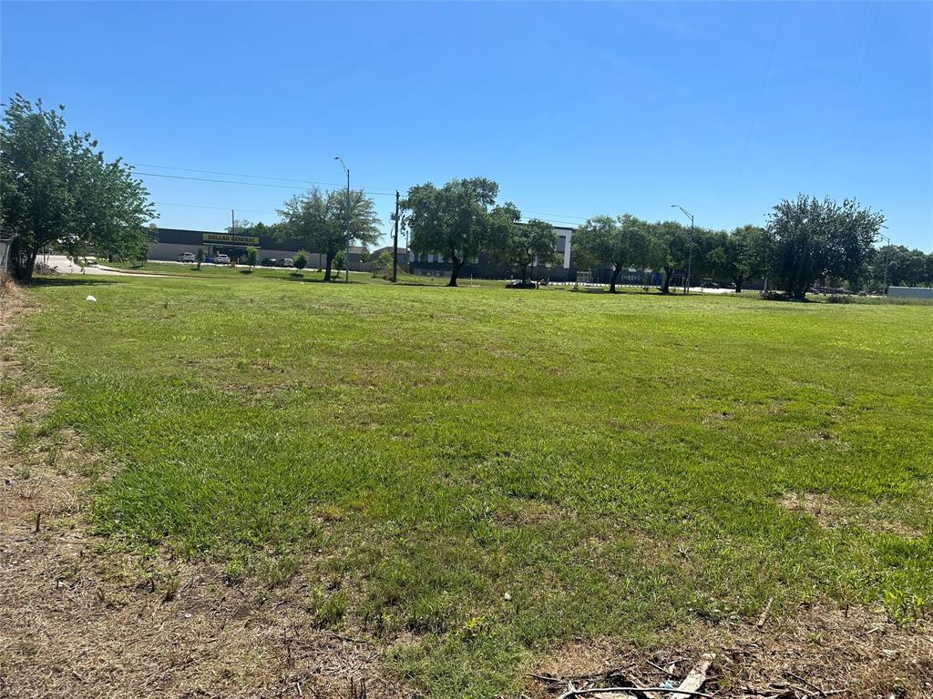 3300 W Fuqua Street