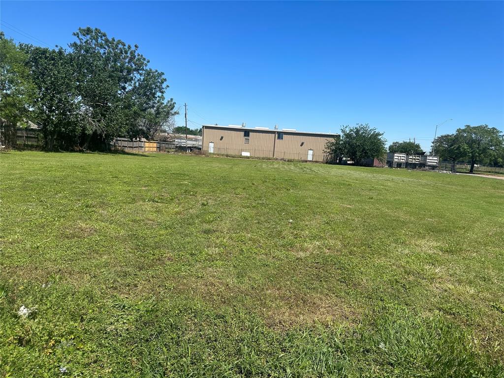 3300 W Fuqua Street